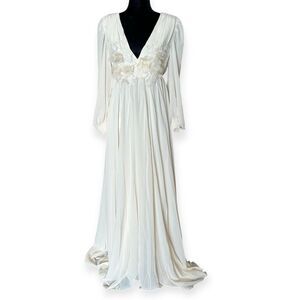 Elegant Bohemian Cream Maxi Popout Flowers Plunge Neck Long Sleeve Wedding Gown